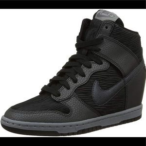 Women’s Nike Dunk Sky Hi in black RARE
